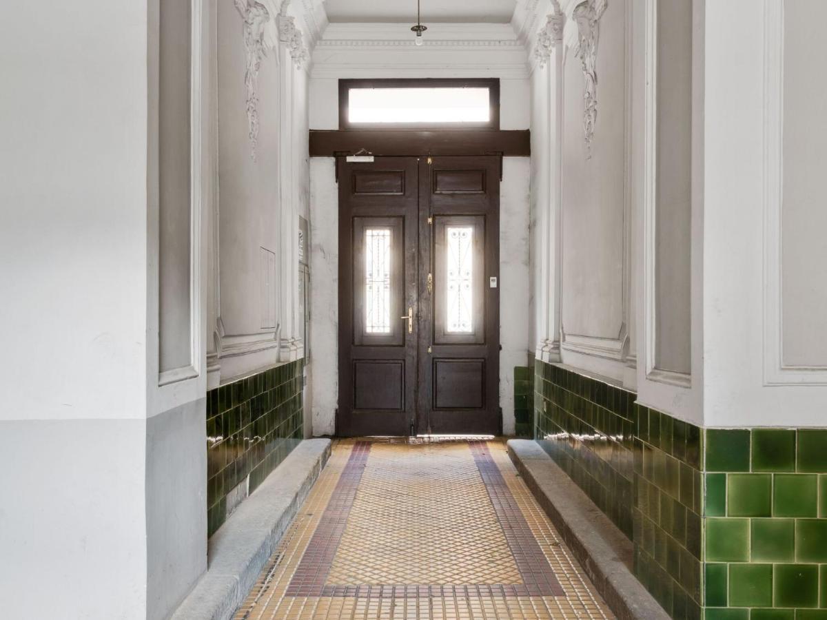 Elegant Apartment In Vienna With Patio ภายนอก รูปภาพ